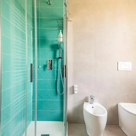 Spazioso A 5 Minuti A Piedi Dal Mare Apartment *